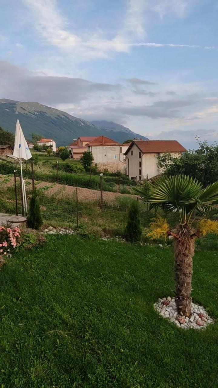Guest House Stevovski Elshani Екстериор снимка