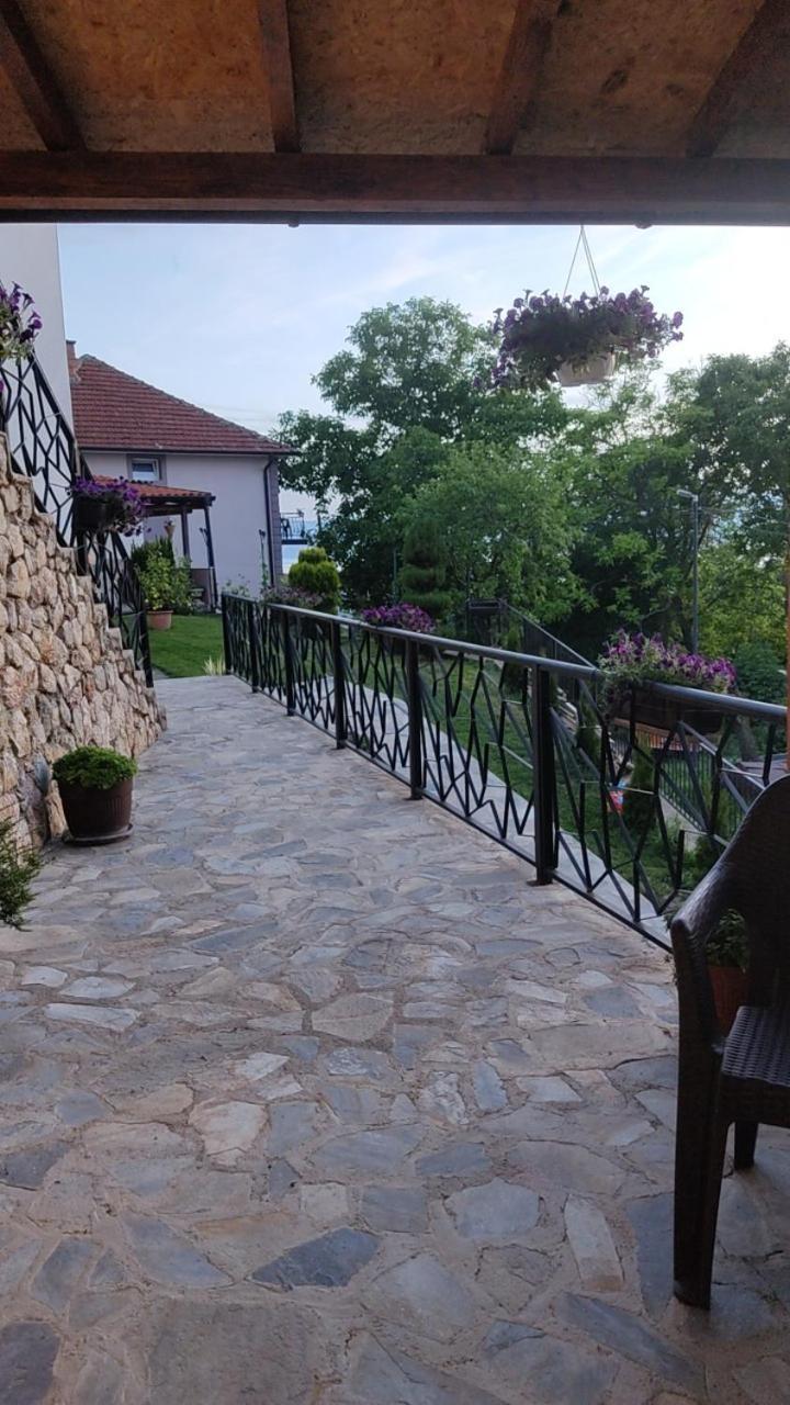 Guest House Stevovski Elshani Екстериор снимка