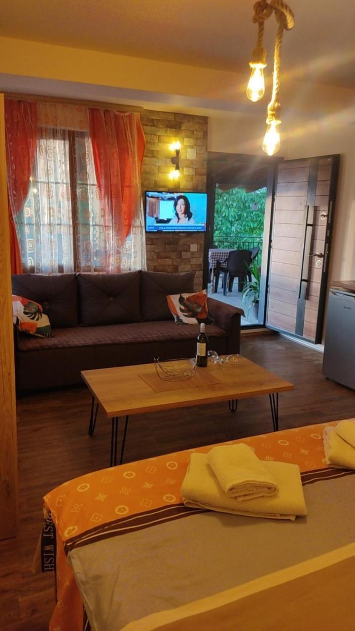 Guest House Stevovski Elshani Екстериор снимка