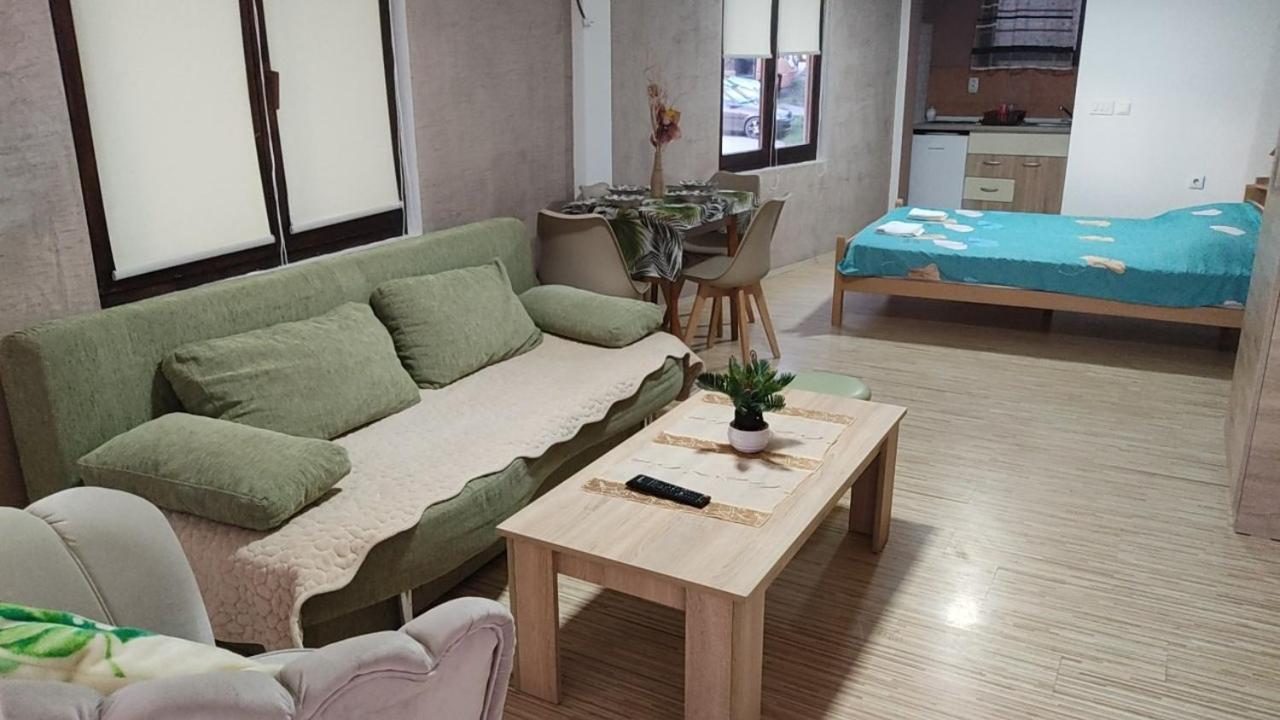Guest House Stevovski Elshani Екстериор снимка